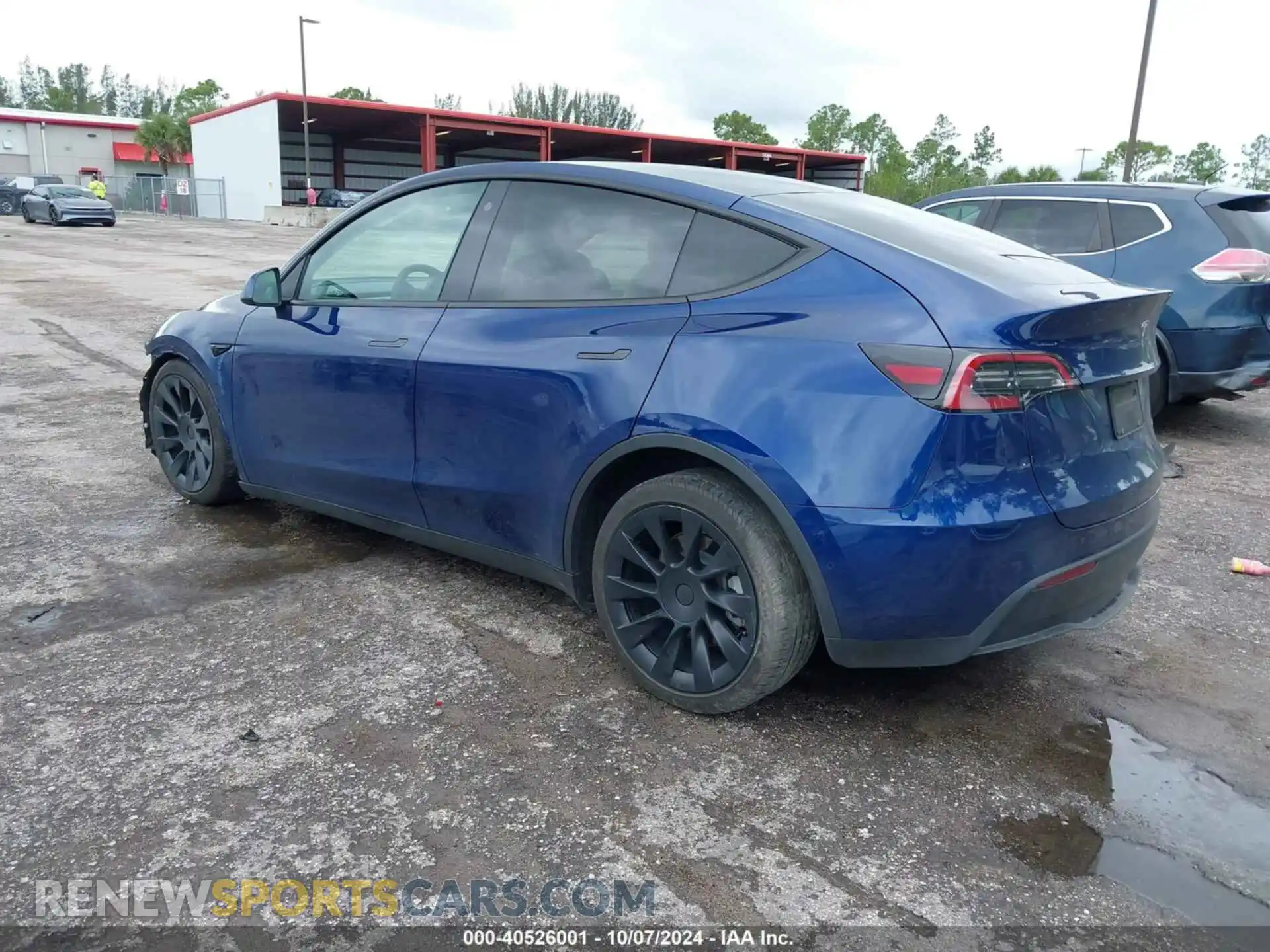 3 Photograph of a damaged car 5YJYGDEE4MF243120 TESLA MODEL Y 2021