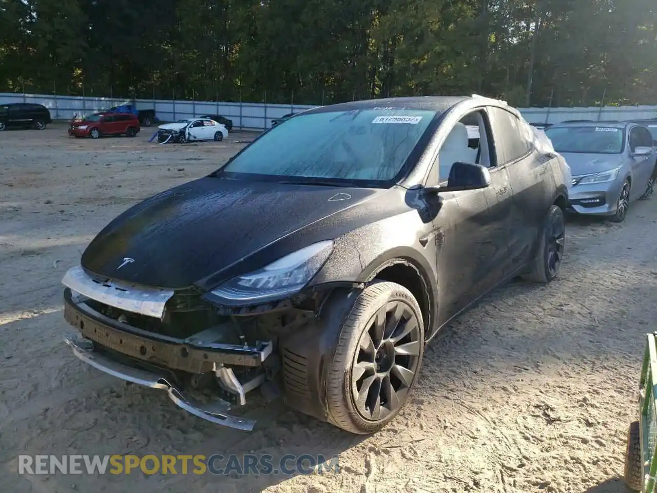 2 Photograph of a damaged car 5YJYGDEE4MF256367 TESLA MODEL Y 2021