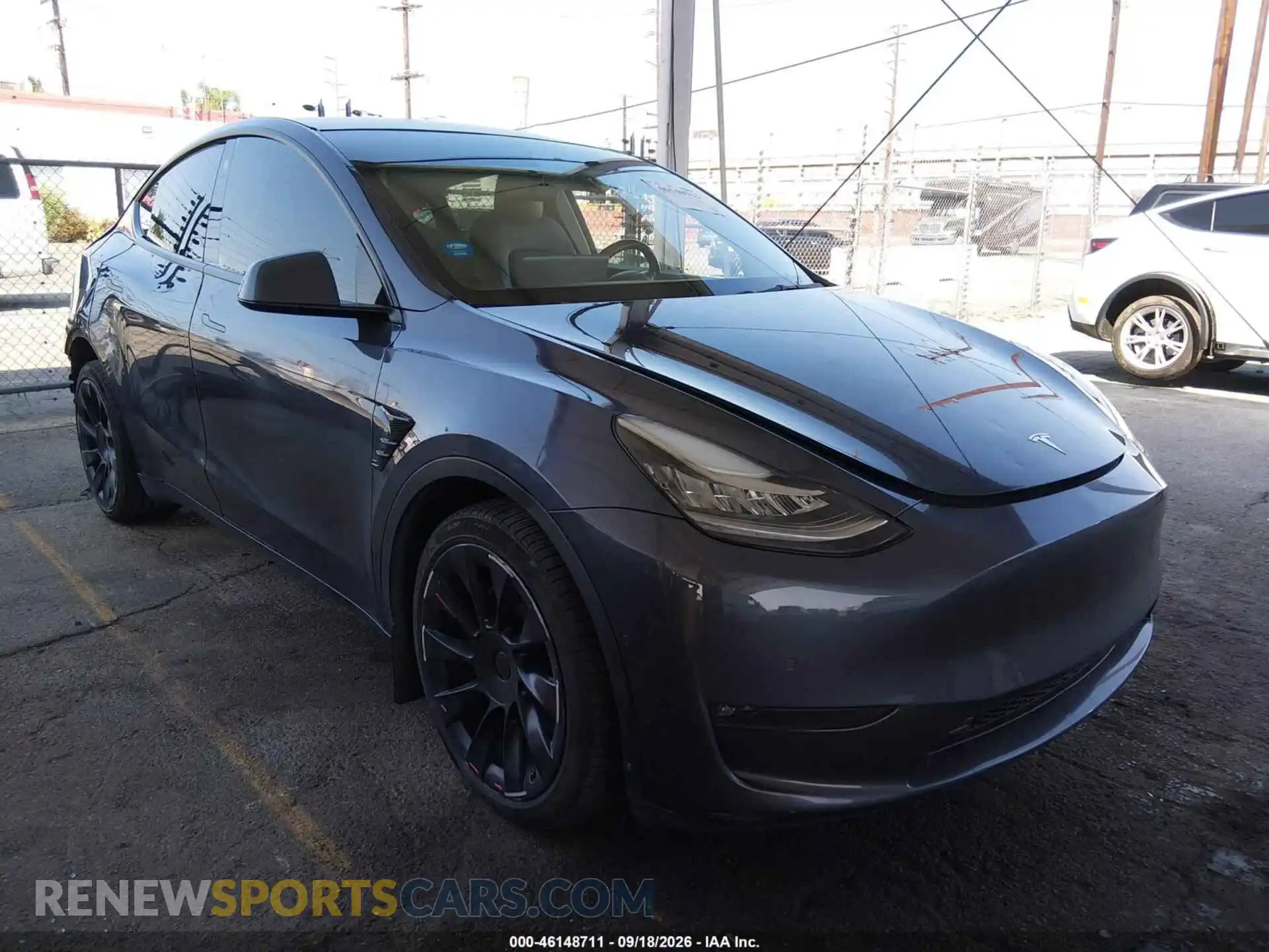 1 Фотография поврежденного автомобиля 5YJYGDEE4MF282595 TESLA MODEL Y 2021