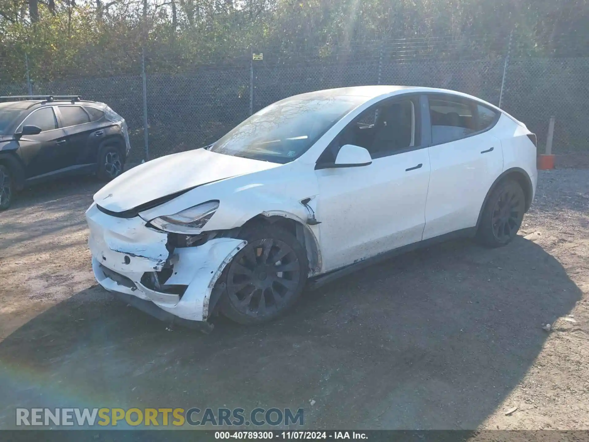 2 Photograph of a damaged car 5YJYGDEE4MF284752 TESLA MODEL Y 2021