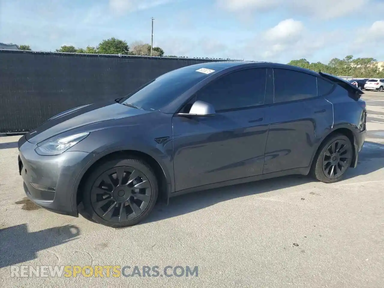 1 Photograph of a damaged car 5YJYGDEE4MF295556 TESLA MODEL Y 2021
