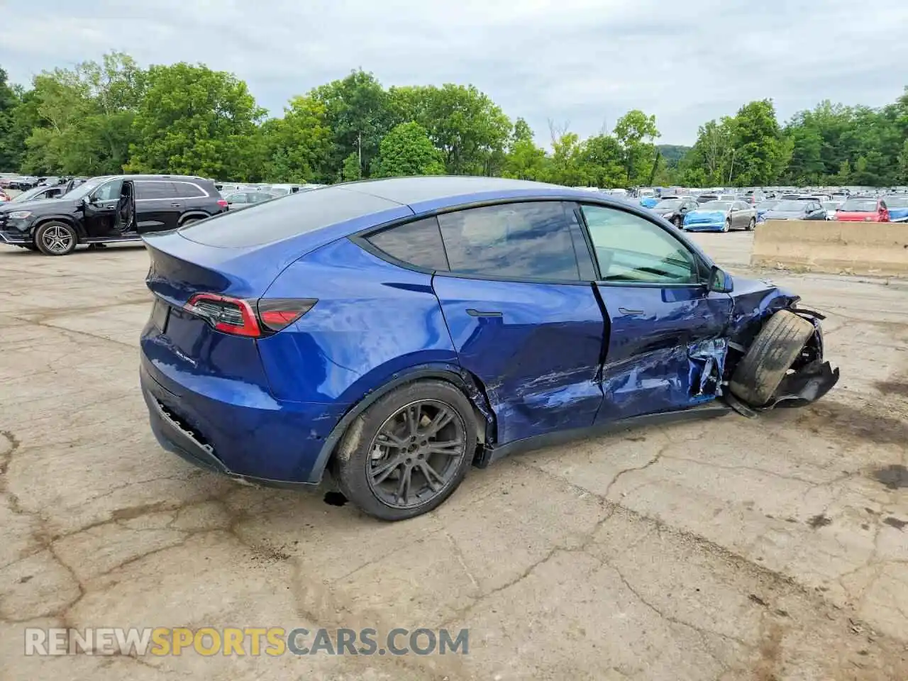 3 Photograph of a damaged car 5YJYGDEE4MF297078 TESLA MODEL Y 2021