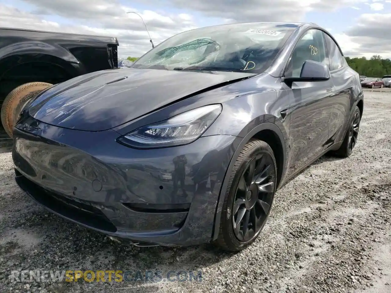2 Photograph of a damaged car 5YJYGDEE5MF062186 TESLA MODEL Y 2021