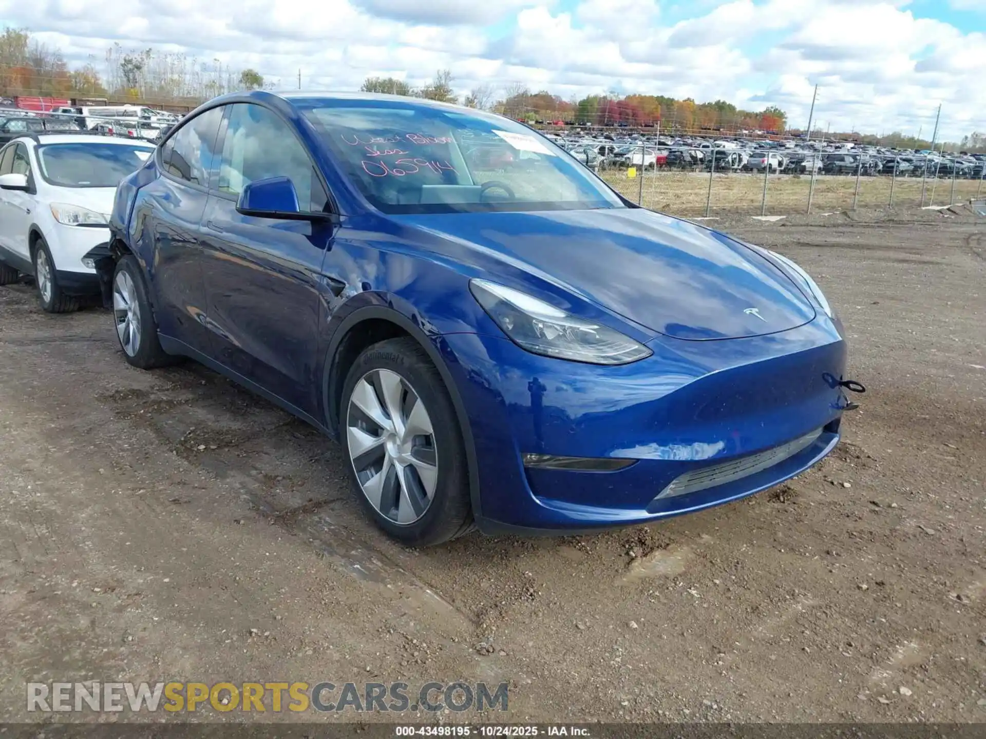 1 Photograph of a damaged car 5YJYGDEE5MF065914 TESLA MODEL Y 2021