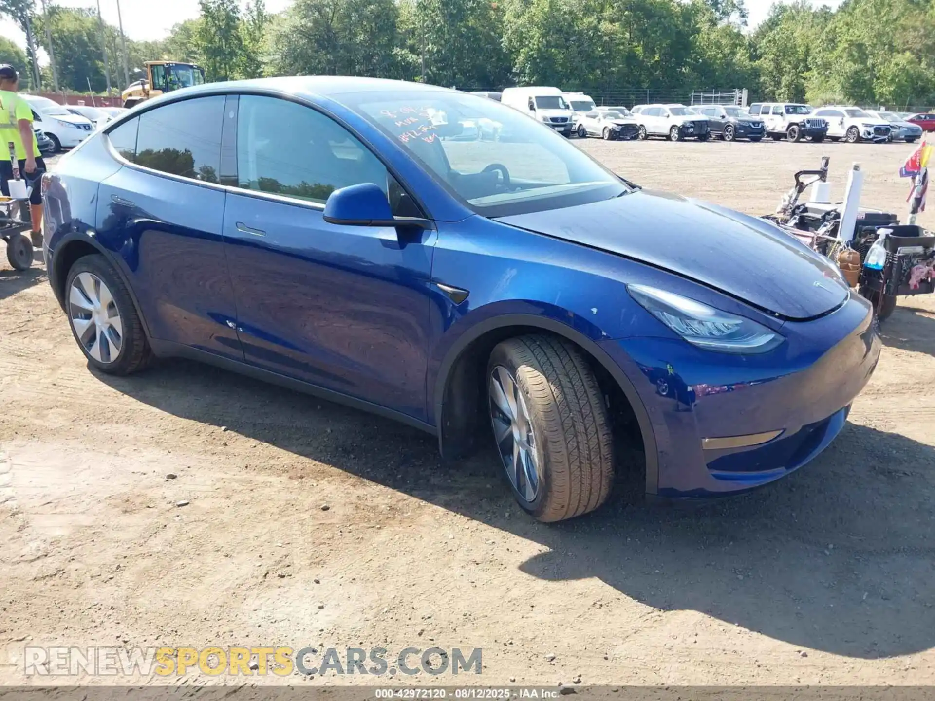 1 Photograph of a damaged car 5YJYGDEE5MF066691 TESLA MODEL Y 2021