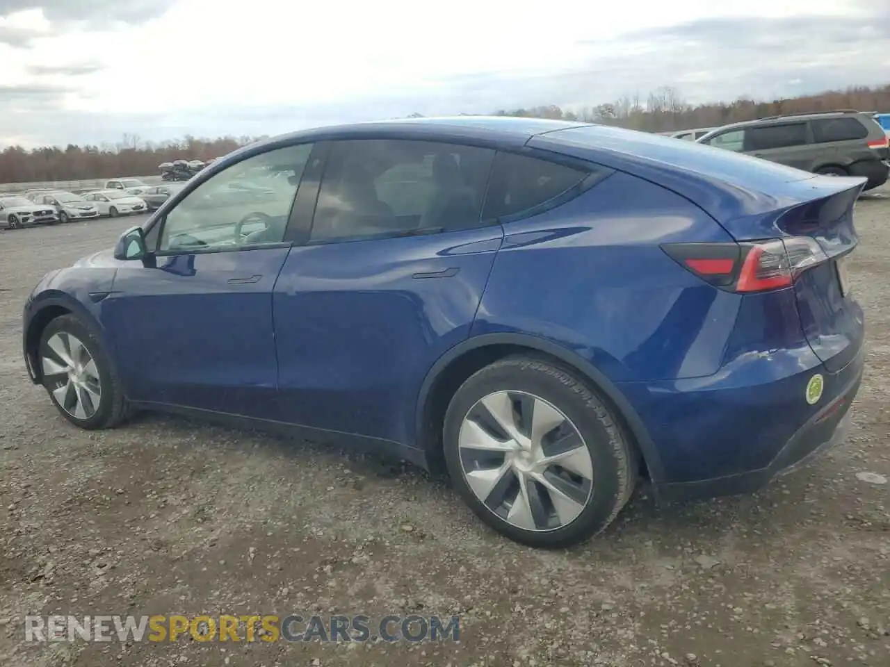 2 Photograph of a damaged car 5YJYGDEE5MF069199 TESLA MODEL Y 2021