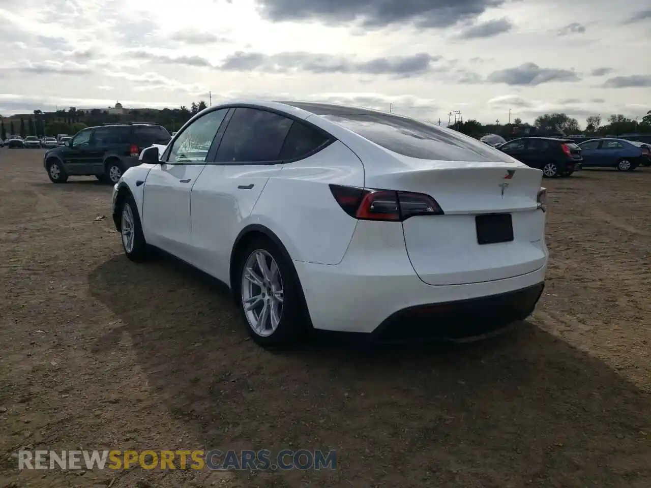 3 Photograph of a damaged car 5YJYGDEE5MF073480 TESLA MODEL Y 2021