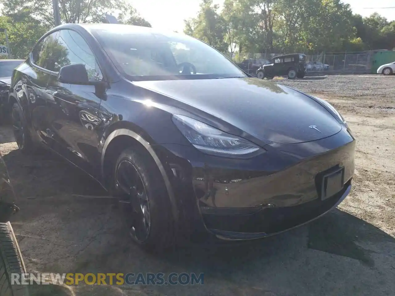 1 Photograph of a damaged car 5YJYGDEE5MF078016 TESLA MODEL Y 2021
