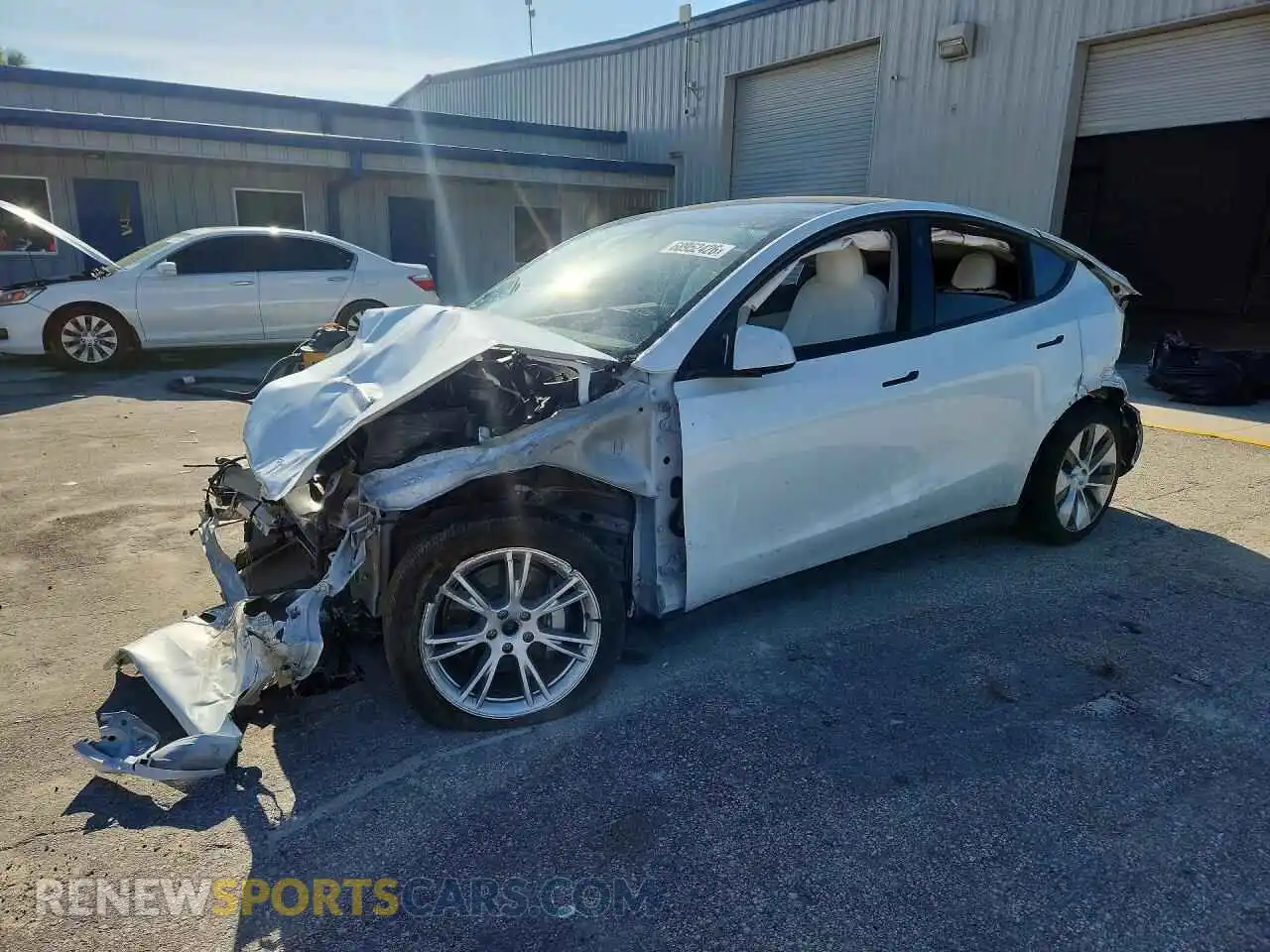 1 Фотография поврежденного автомобиля 5YJYGDEE5MF085595 TESLA MODEL Y 2021