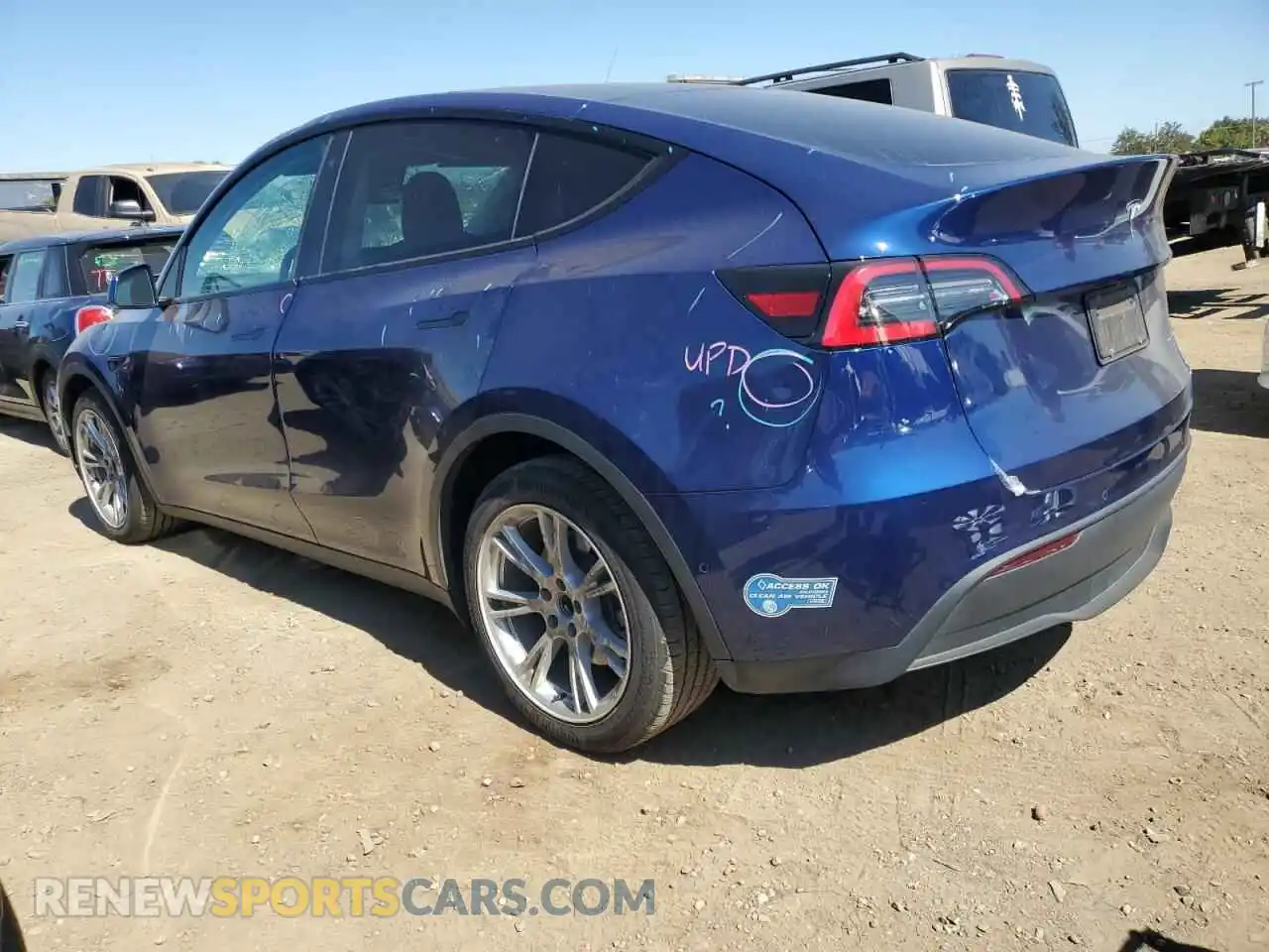 2 Photograph of a damaged car 5YJYGDEE5MF094510 TESLA MODEL Y 2021
