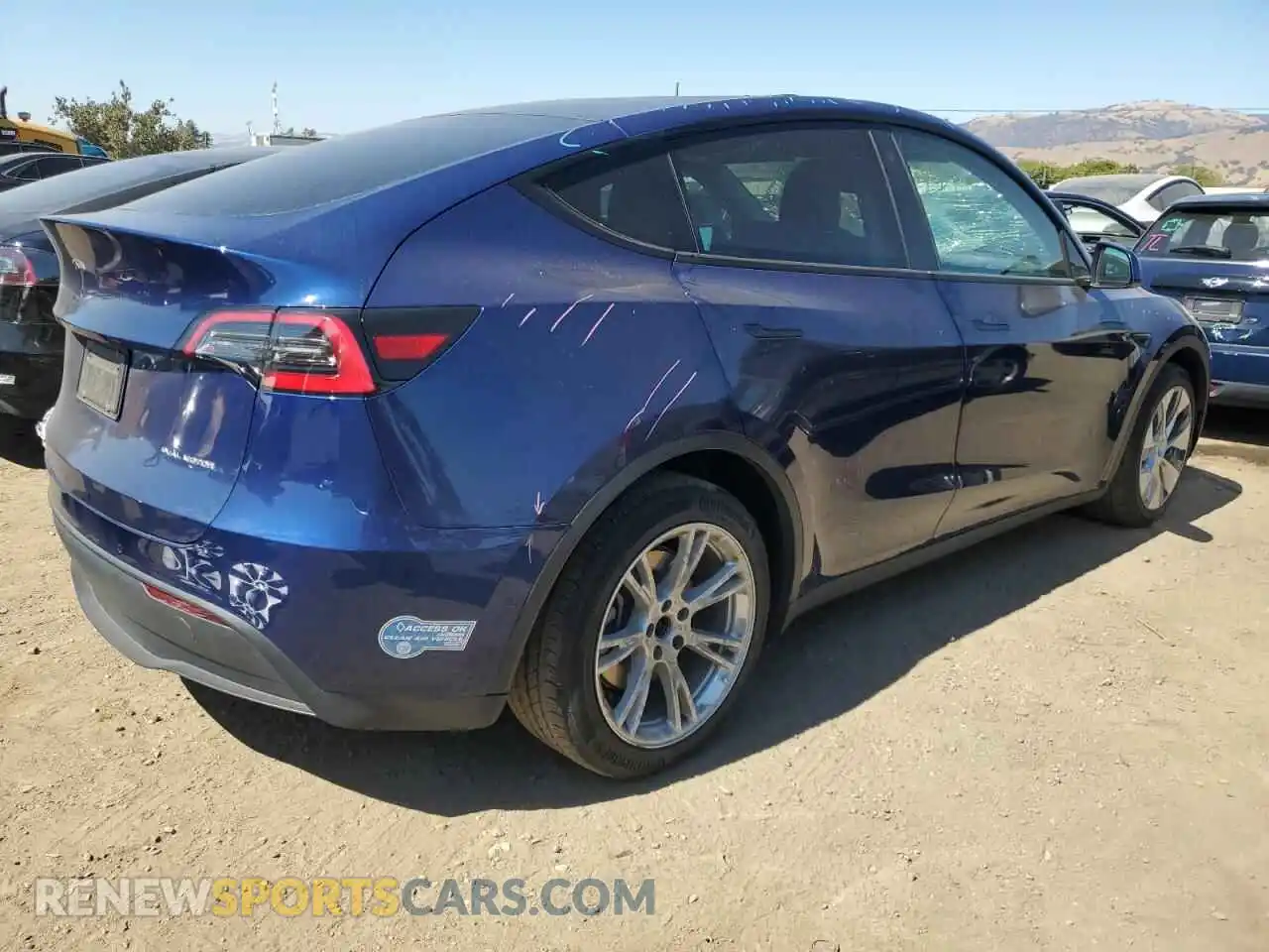 3 Photograph of a damaged car 5YJYGDEE5MF094510 TESLA MODEL Y 2021