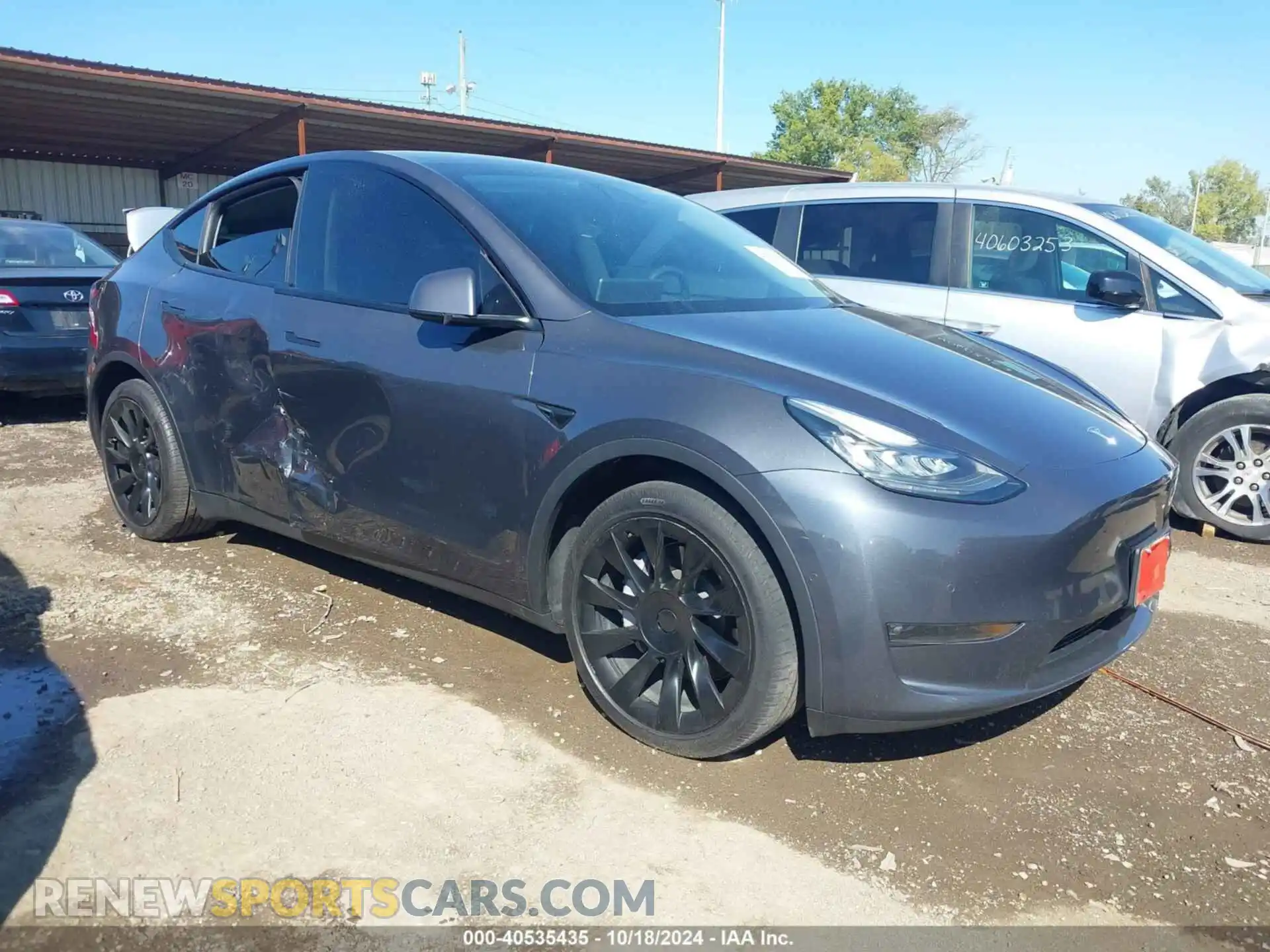 1 Photograph of a damaged car 5YJYGDEE5MF108325 TESLA MODEL Y 2021