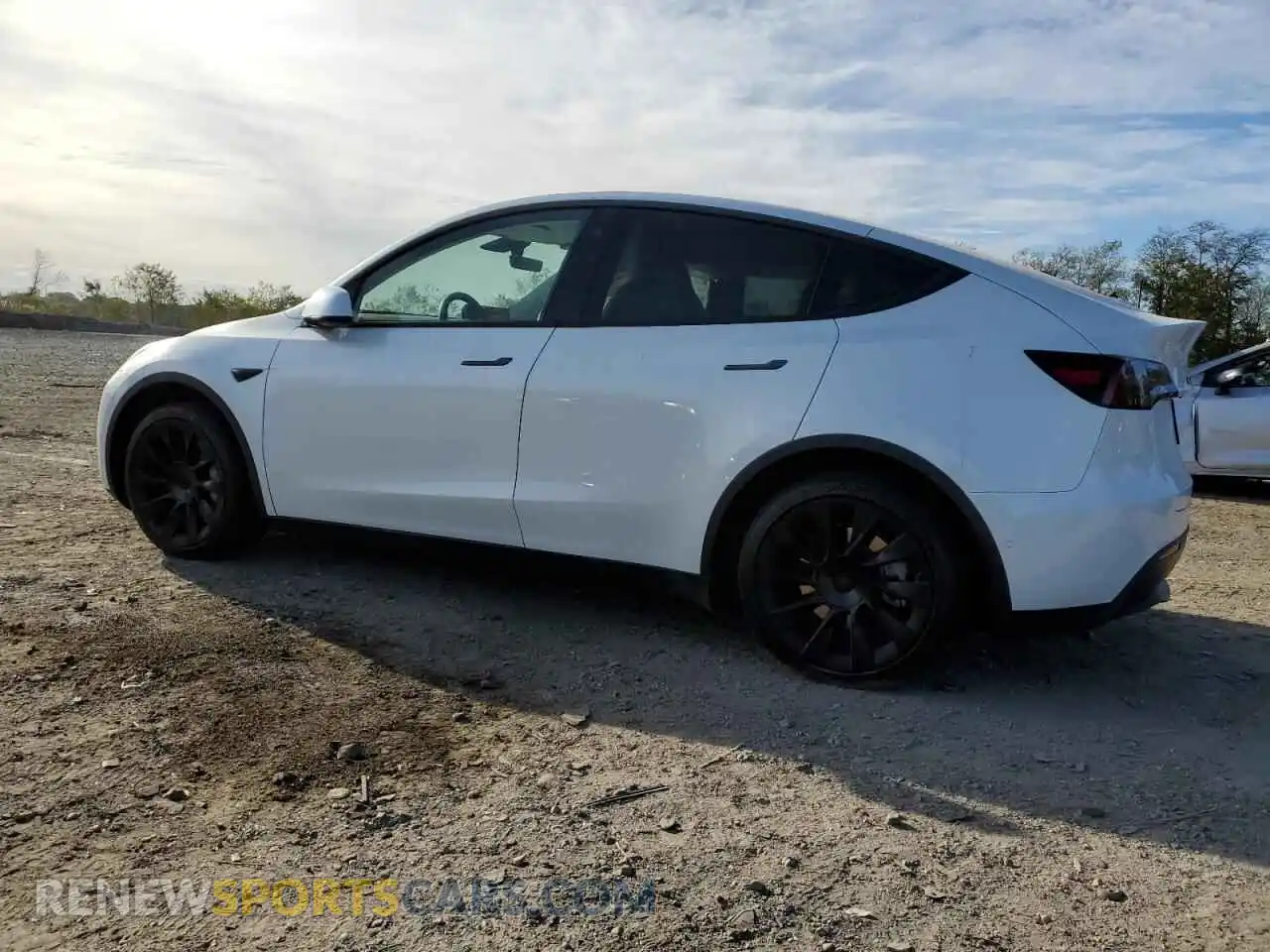 2 Photograph of a damaged car 5YJYGDEE5MF119664 TESLA MODEL Y 2021