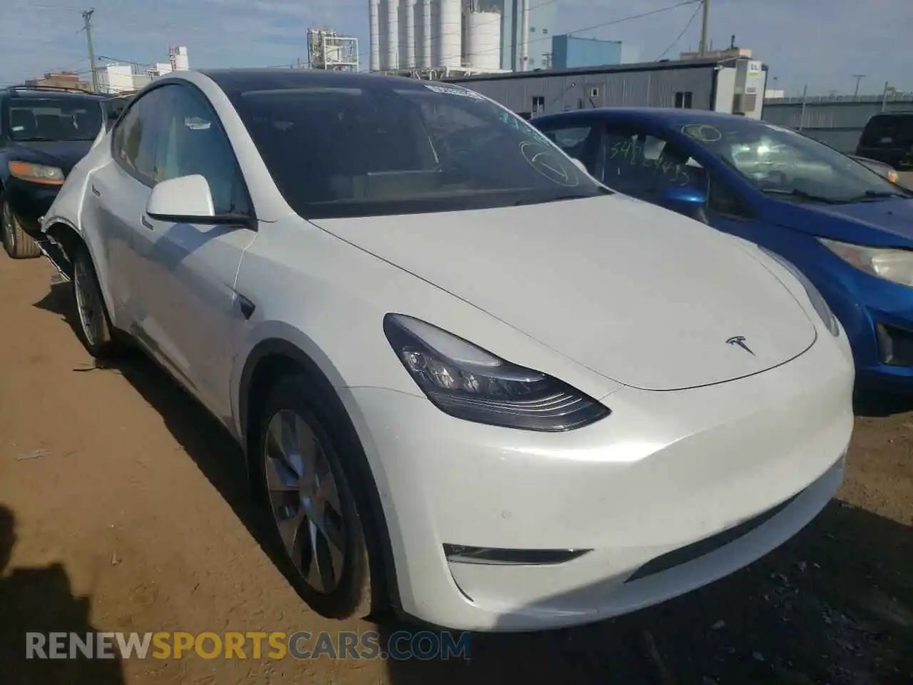 1 Photograph of a damaged car 5YJYGDEE5MF145472 TESLA MODEL Y 2021