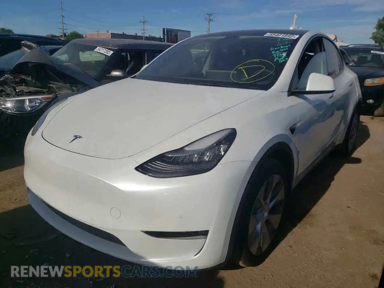 2 Photograph of a damaged car 5YJYGDEE5MF145472 TESLA MODEL Y 2021