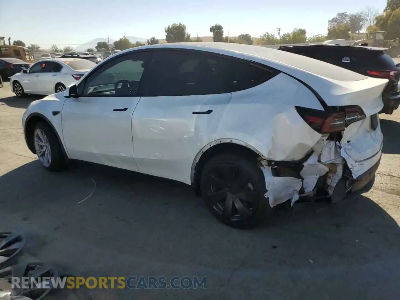2 Photograph of a damaged car 5YJYGDEE5MF153717 TESLA MODEL Y 2021