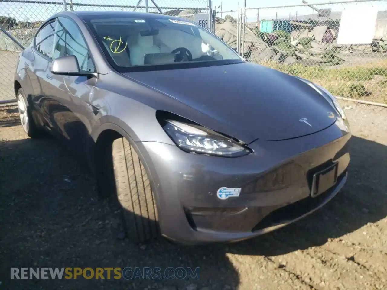1 Photograph of a damaged car 5YJYGDEE5MF157458 TESLA MODEL Y 2021
