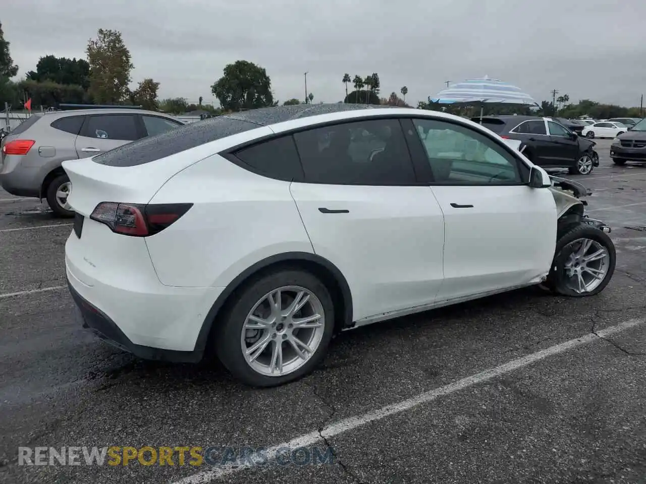 3 Photograph of a damaged car 5YJYGDEE5MF173255 TESLA MODEL Y 2021