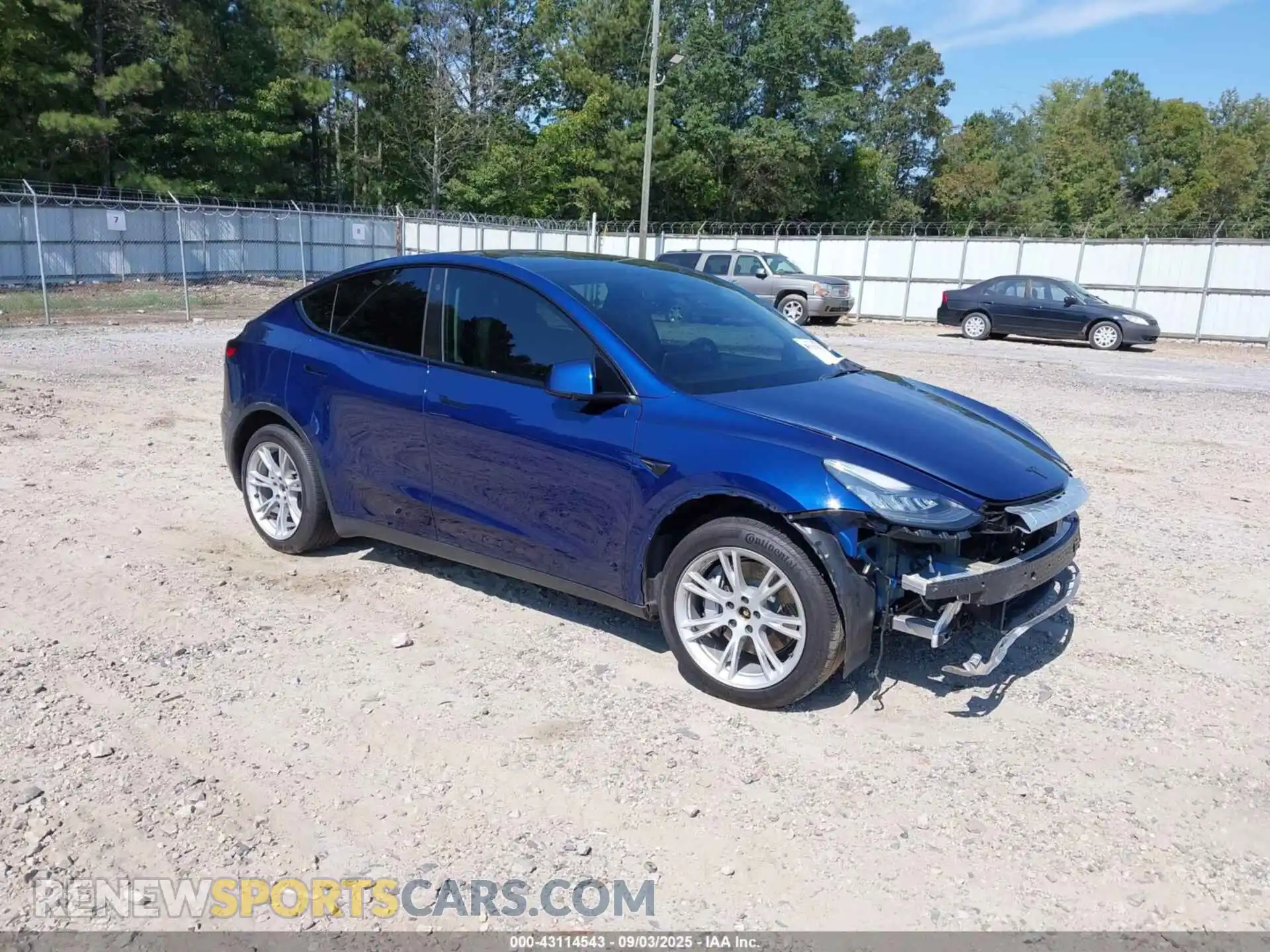 1 Photograph of a damaged car 5YJYGDEE5MF176933 TESLA MODEL Y 2021