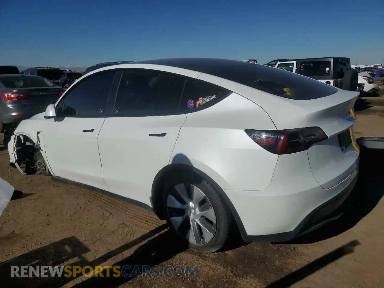 2 Photograph of a damaged car 5YJYGDEE5MF204679 TESLA MODEL Y 2021