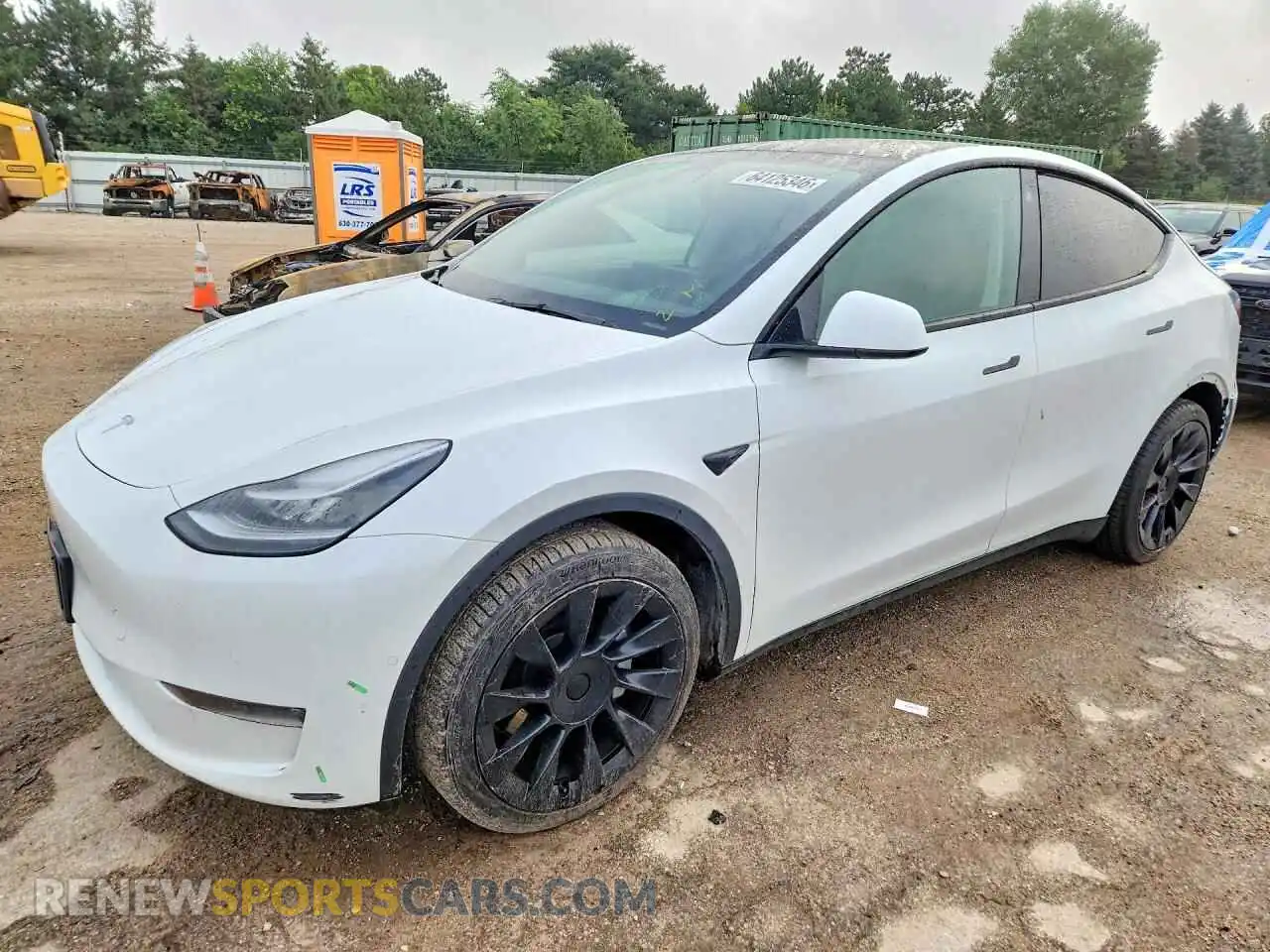 1 Photograph of a damaged car 5YJYGDEE5MF209235 TESLA MODEL Y 2021