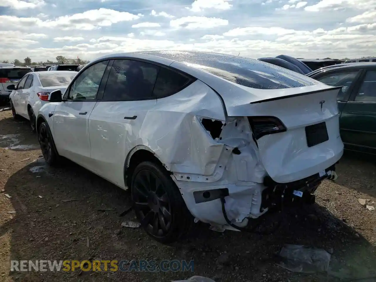 3 Photograph of a damaged car 5YJYGDEE5MF225158 TESLA MODEL Y 2021