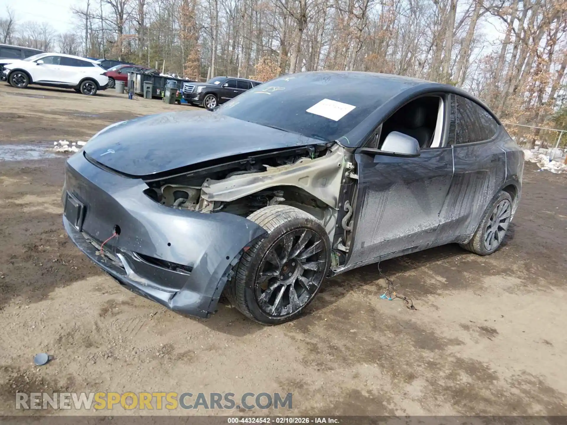 2 Photograph of a damaged car 5YJYGDEE5MF256426 TESLA MODEL Y 2021