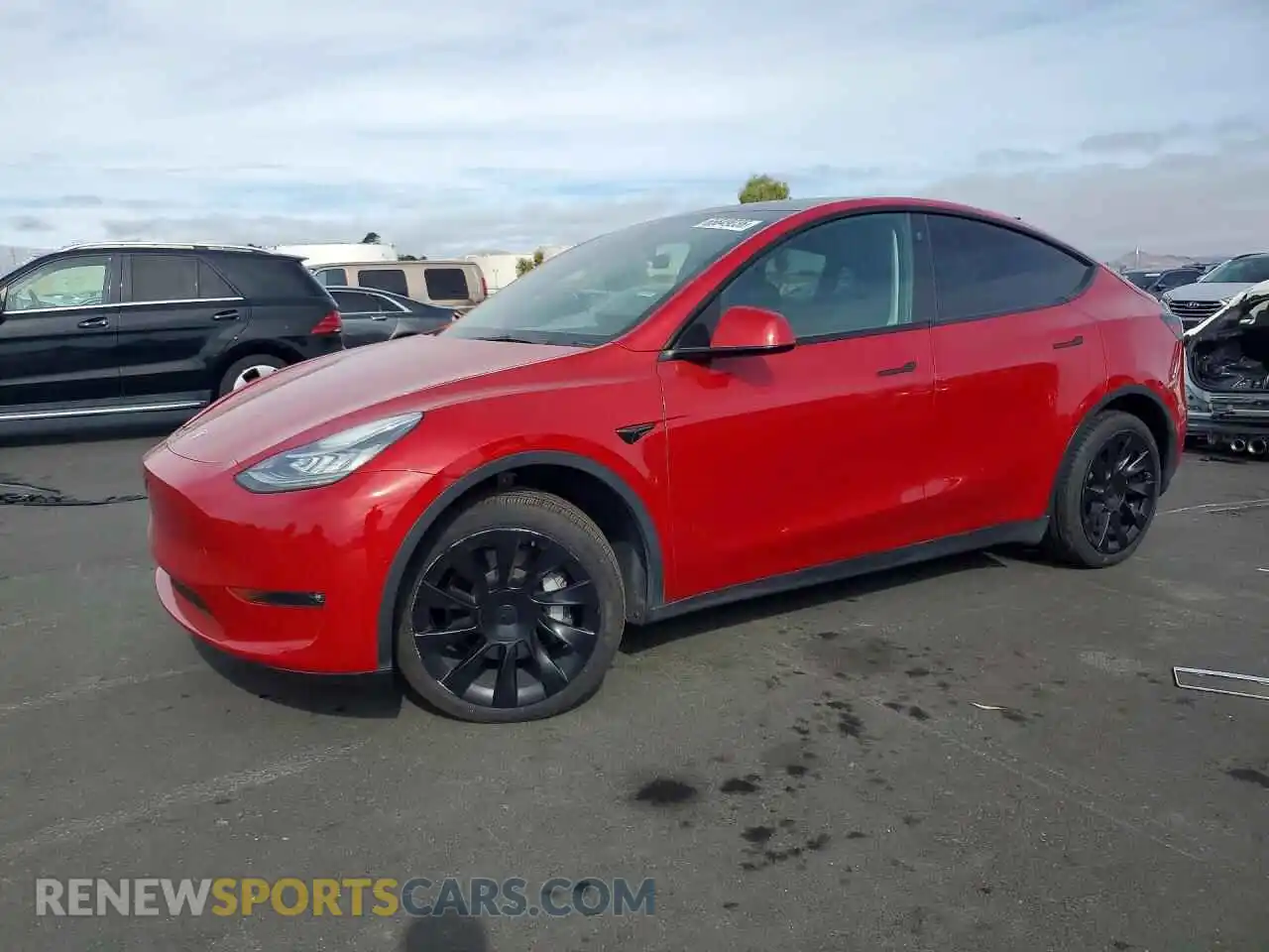 1 Photograph of a damaged car 5YJYGDEE5MF263246 TESLA MODEL Y 2021