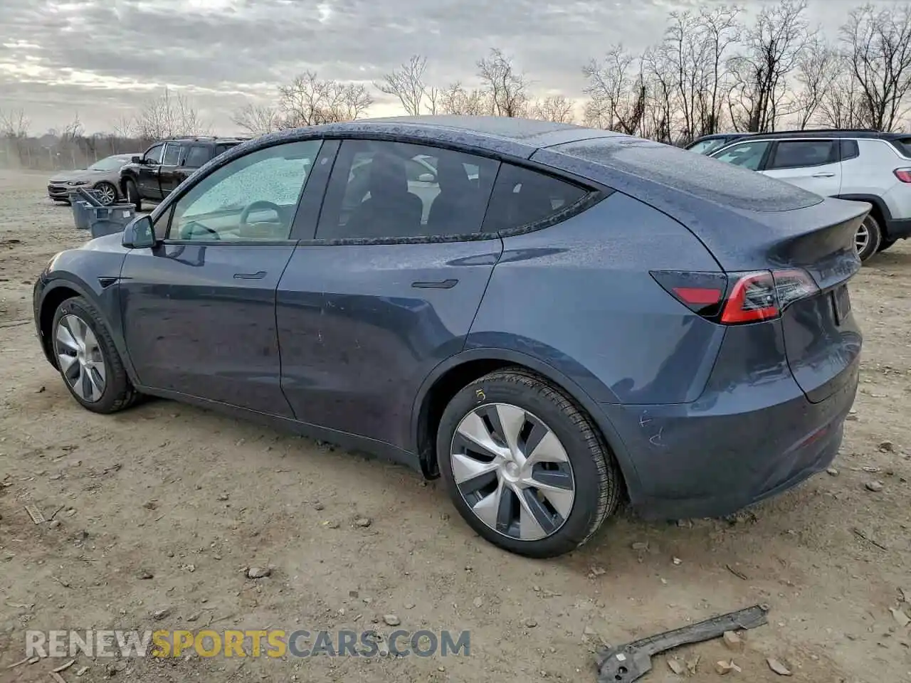 2 Photograph of a damaged car 5YJYGDEE6MF060415 TESLA MODEL Y 2021