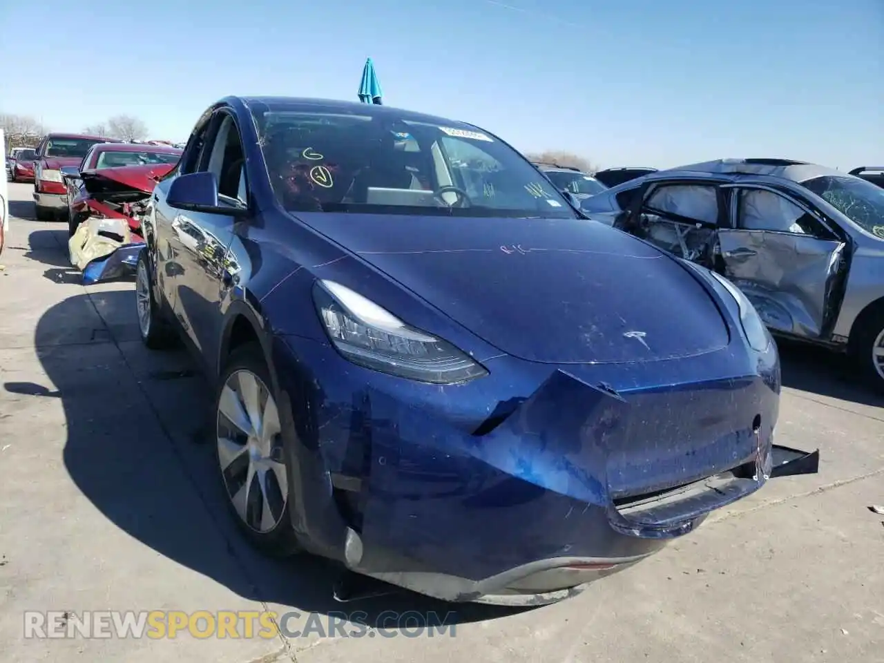 1 Photograph of a damaged car 5YJYGDEE6MF065789 TESLA MODEL Y 2021