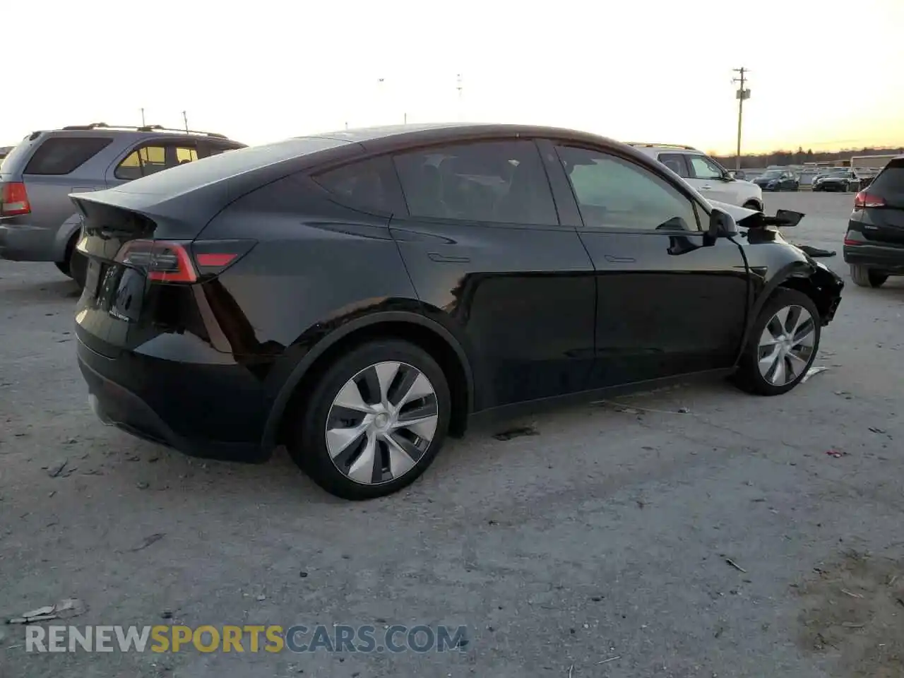 3 Photograph of a damaged car 5YJYGDEE6MF068806 TESLA MODEL Y 2021