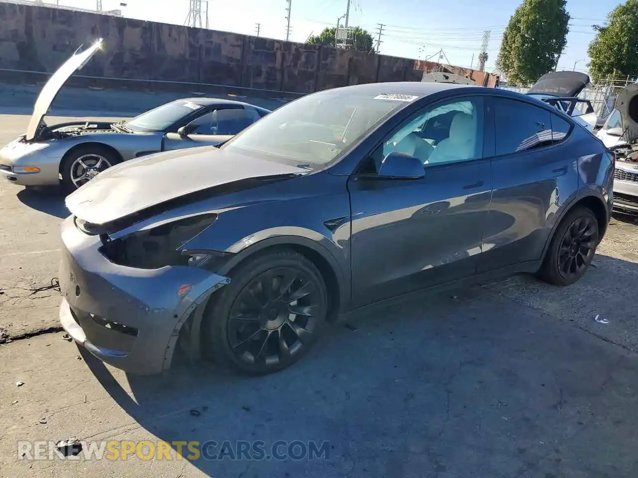 1 Photograph of a damaged car 5YJYGDEE6MF069017 TESLA MODEL Y 2021