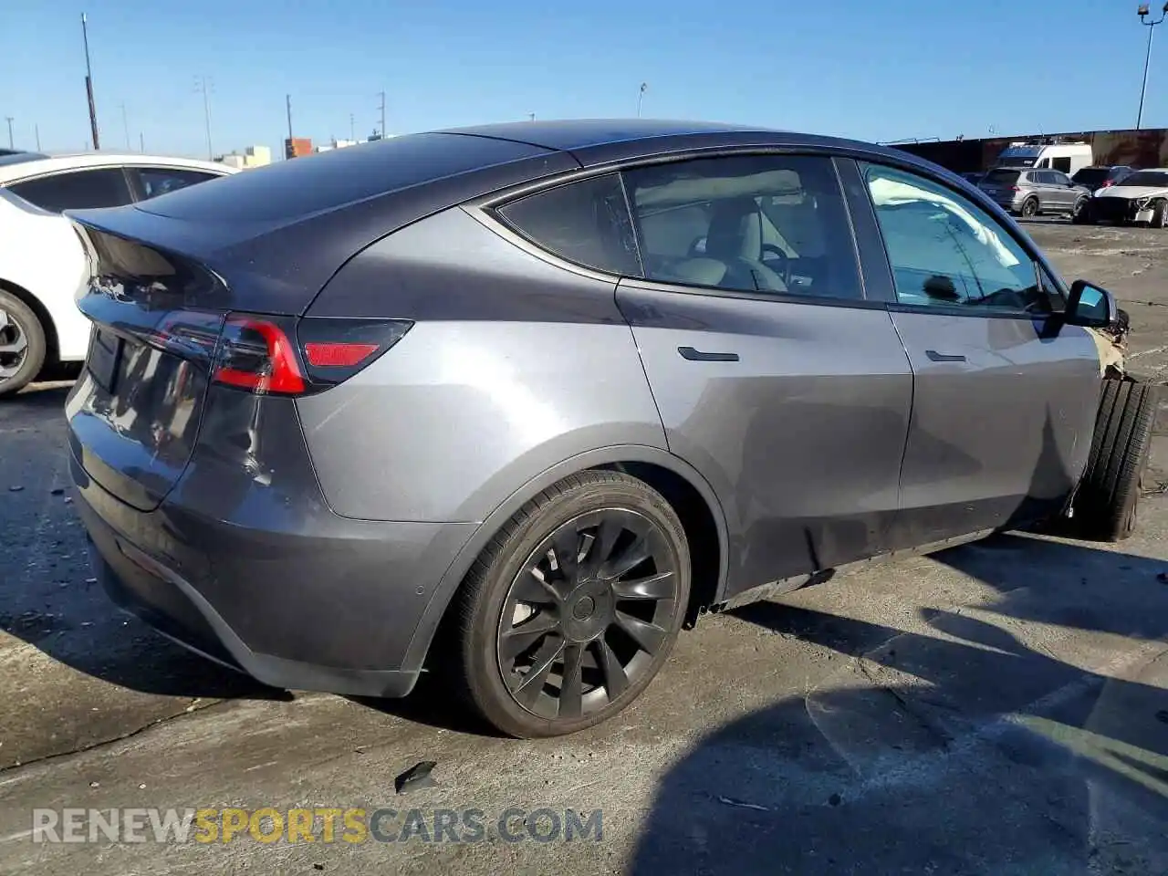 3 Photograph of a damaged car 5YJYGDEE6MF069017 TESLA MODEL Y 2021