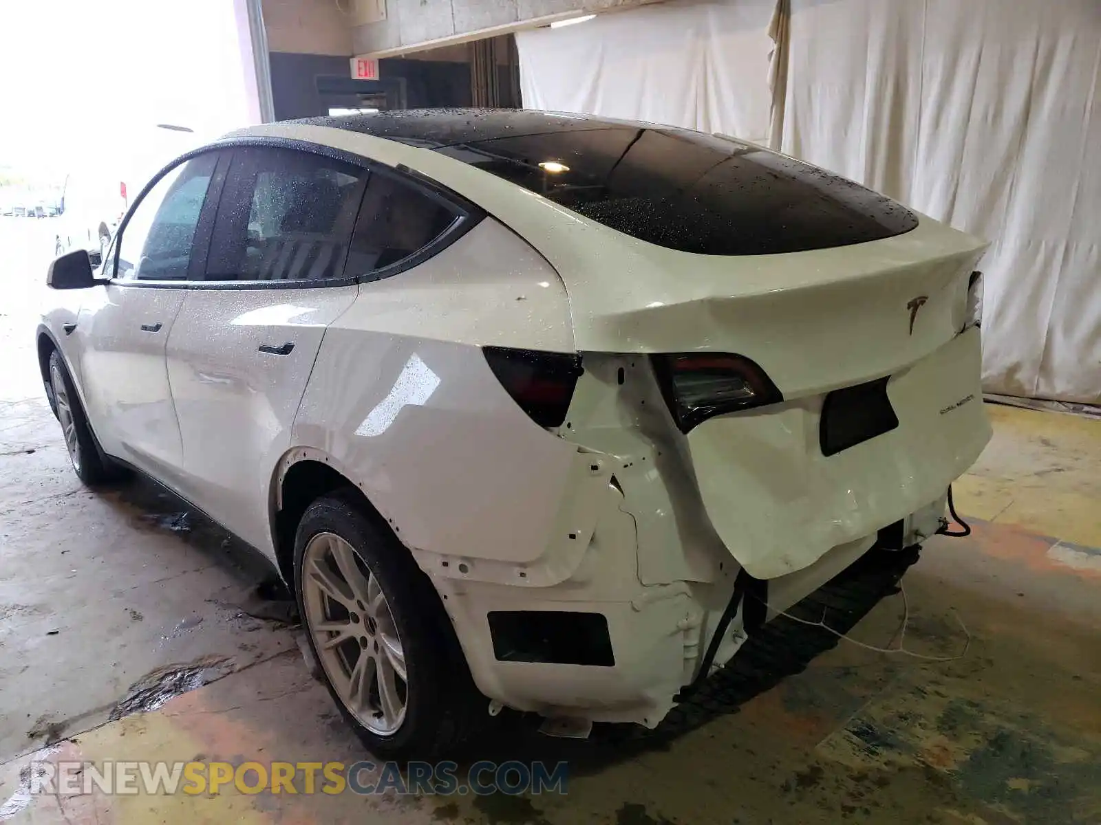 3 Photograph of a damaged car 5YJYGDEE6MF072919 TESLA MODEL Y 2021