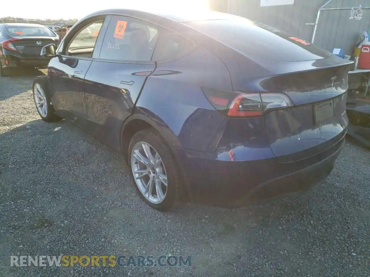 3 Photograph of a damaged car 5YJYGDEE6MF082561 TESLA MODEL Y 2021