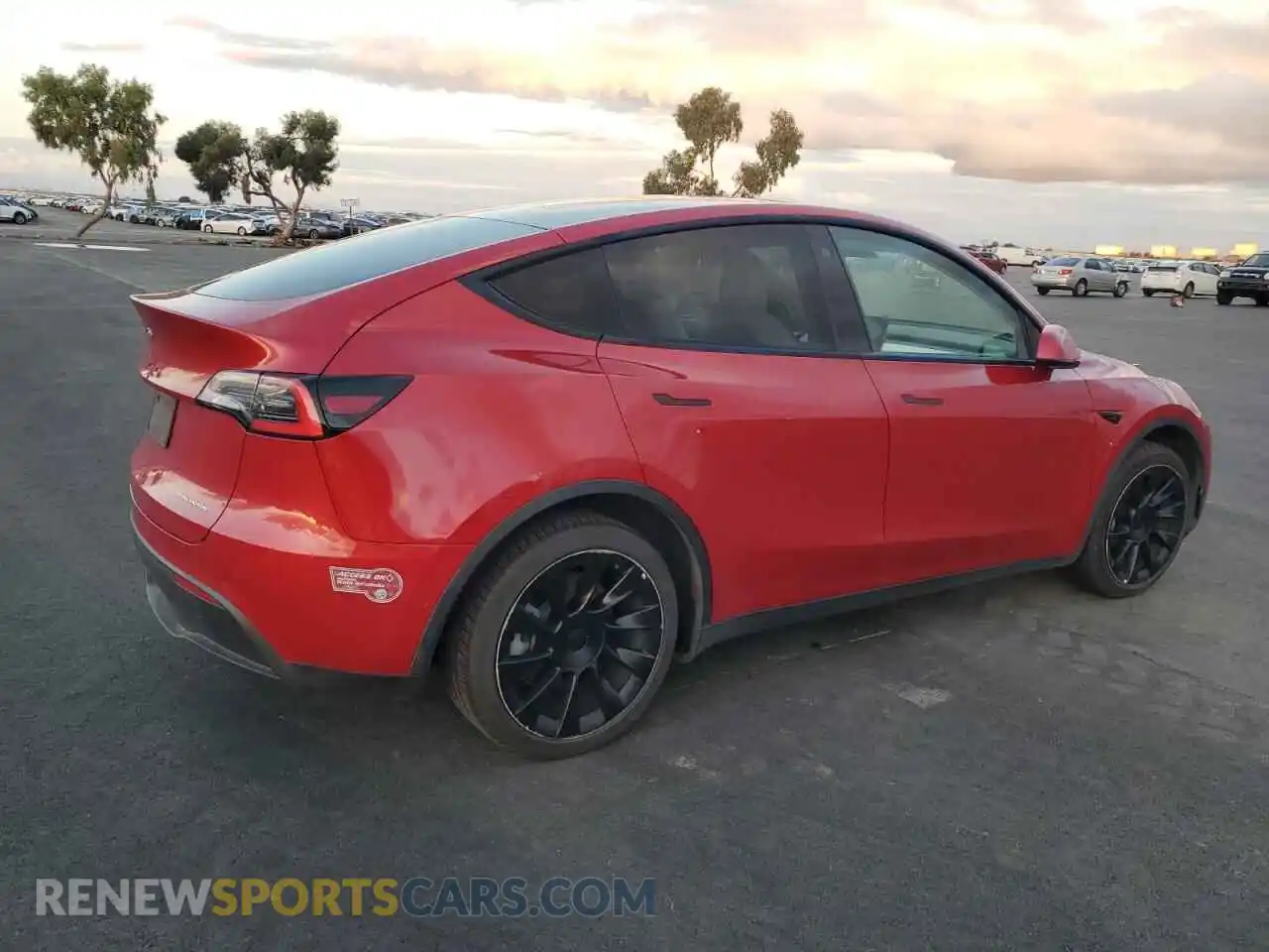 3 Photograph of a damaged car 5YJYGDEE6MF102856 TESLA MODEL Y 2021