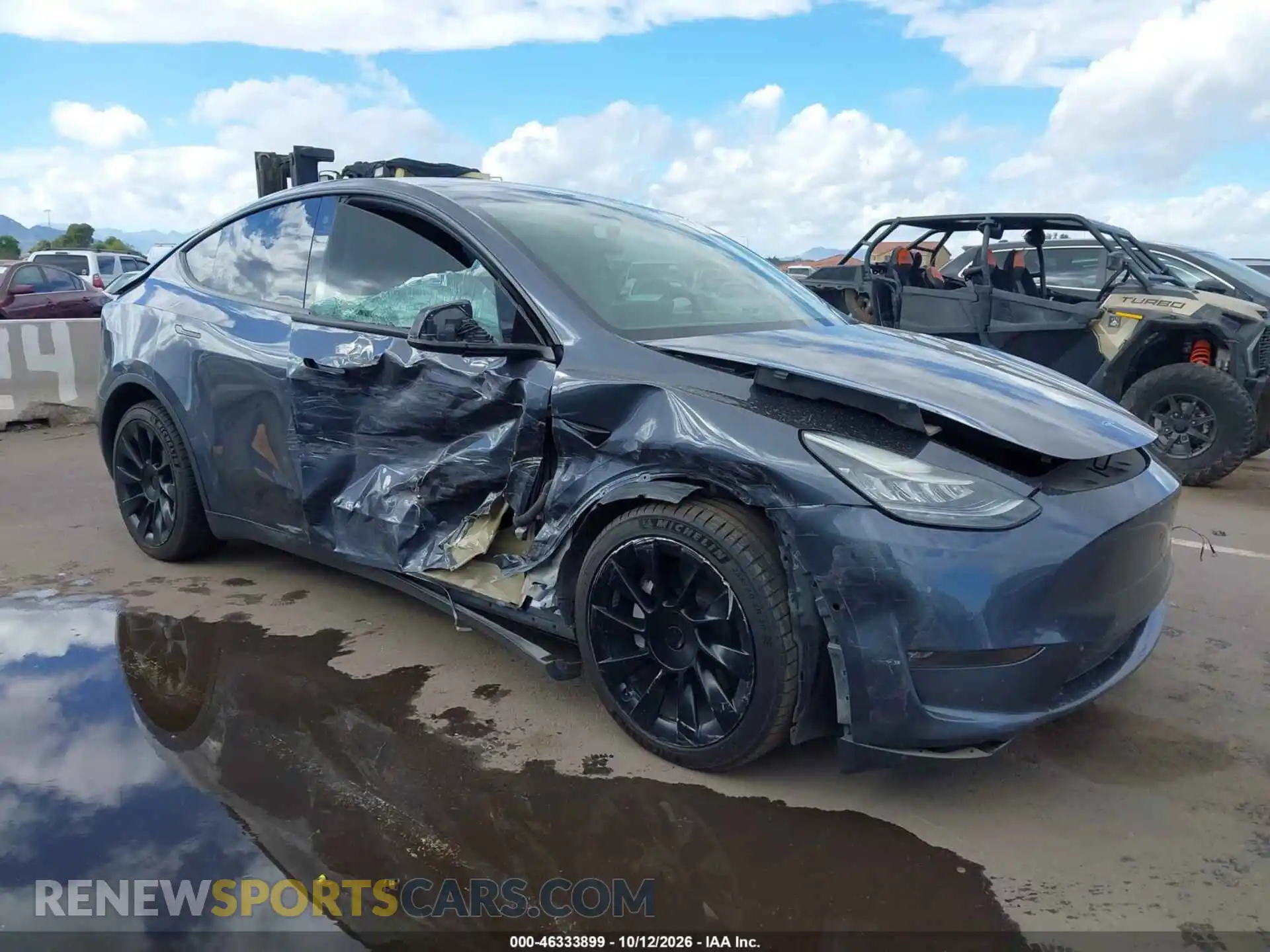 1 Photograph of a damaged car 5YJYGDEE6MF115459 TESLA MODEL Y 2021