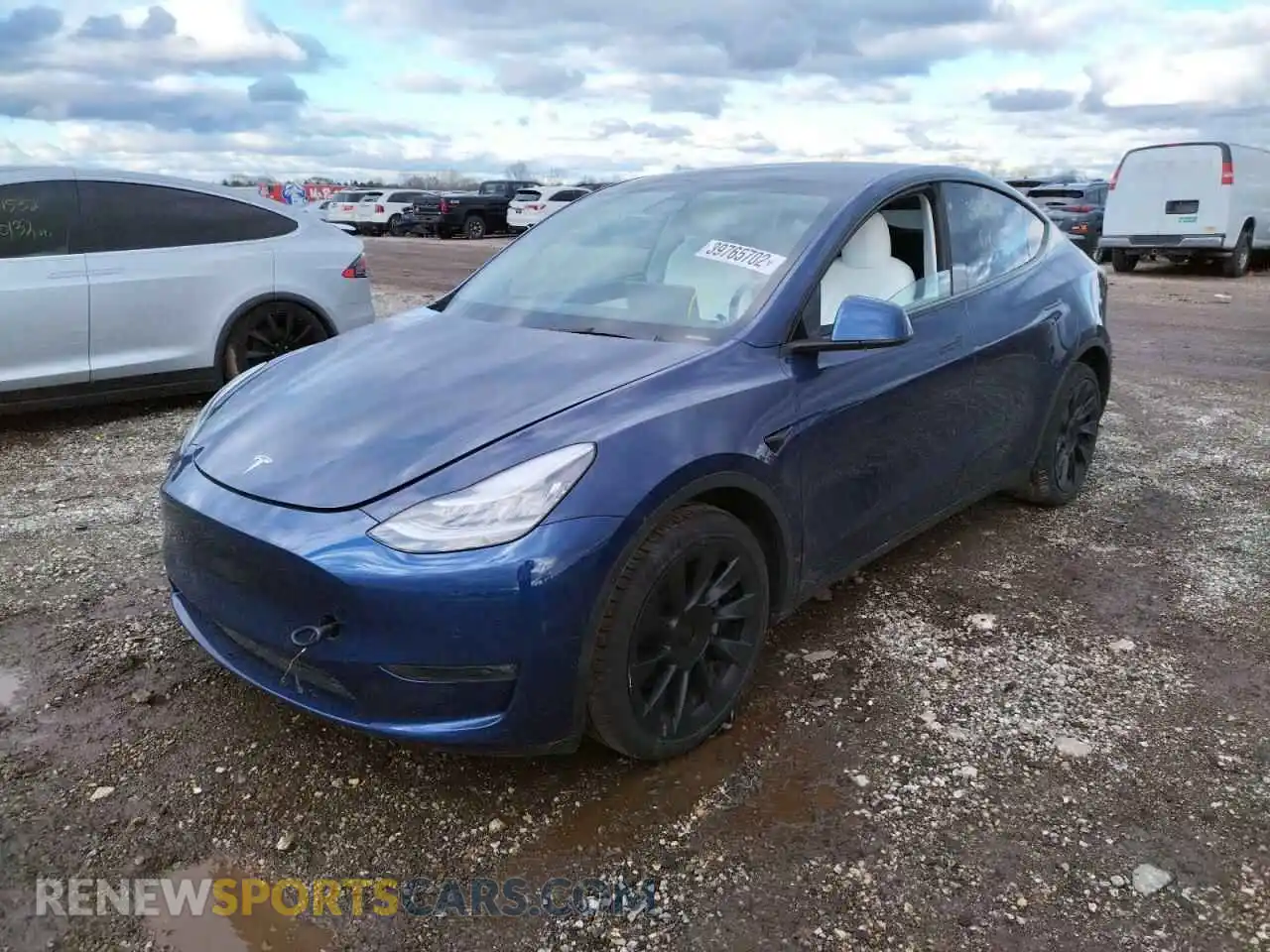2 Photograph of a damaged car 5YJYGDEE6MF122816 TESLA MODEL Y 2021