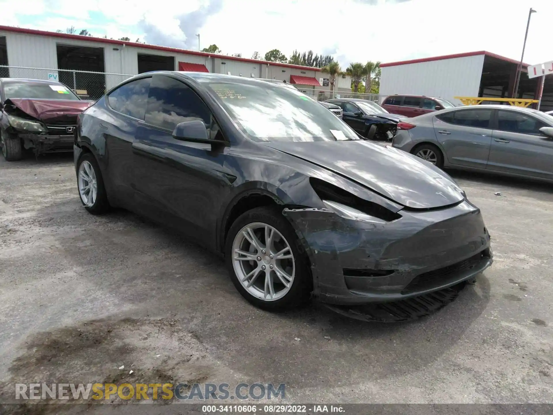 1 Photograph of a damaged car 5YJYGDEE6MF179209 TESLA MODEL Y 2021