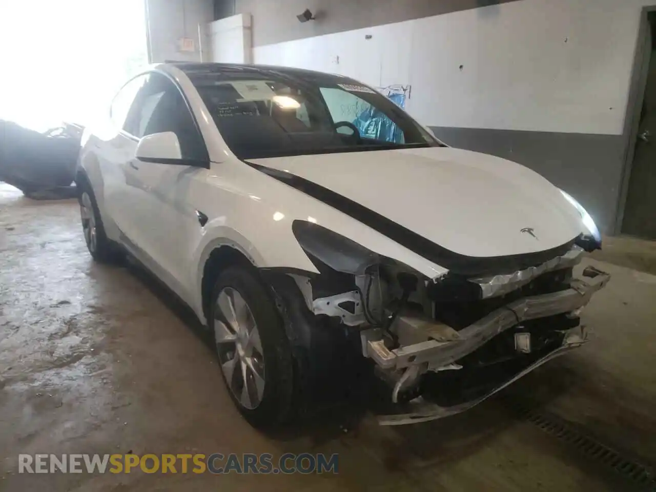 1 Photograph of a damaged car 5YJYGDEE6MF181851 TESLA MODEL Y 2021