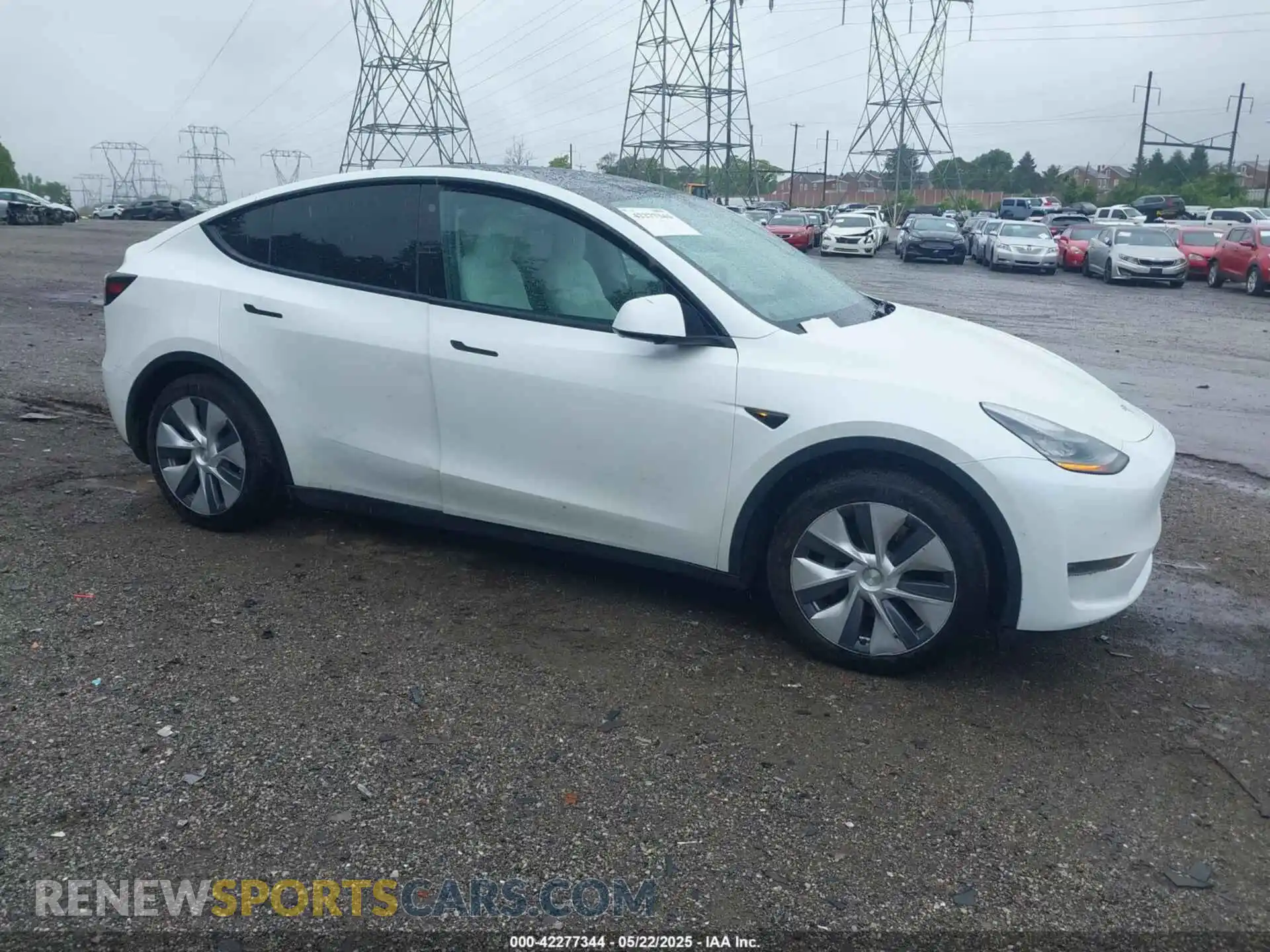 1 Photograph of a damaged car 5YJYGDEE6MF182630 TESLA MODEL Y 2021