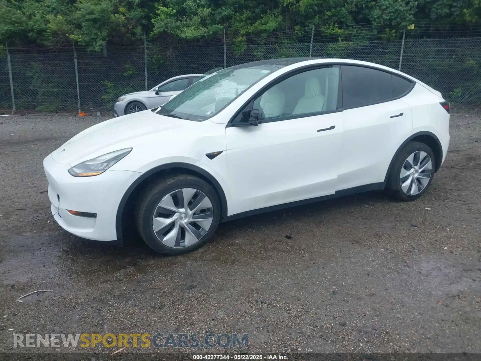 2 Photograph of a damaged car 5YJYGDEE6MF182630 TESLA MODEL Y 2021