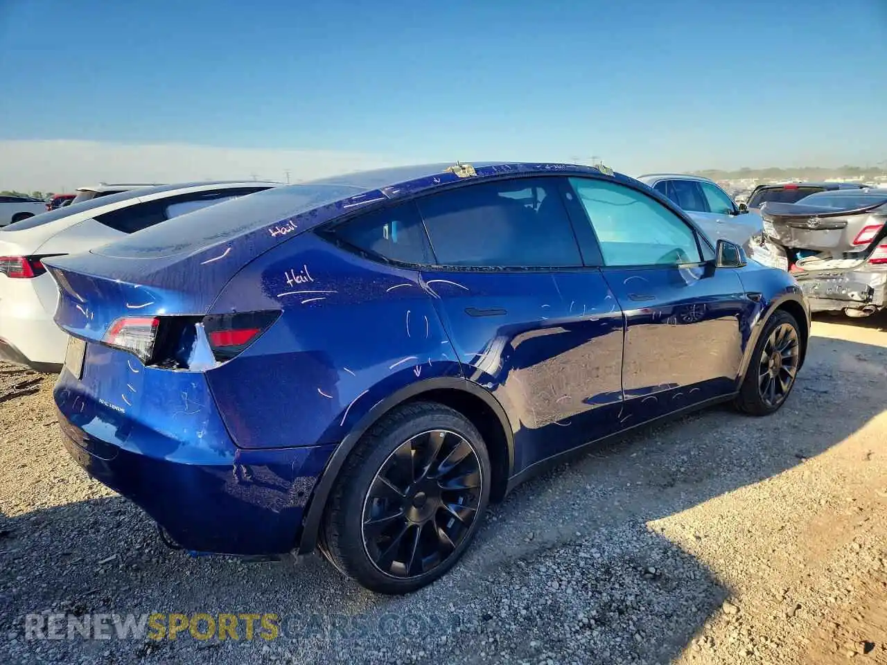 3 Photograph of a damaged car 5YJYGDEE6MF186337 TESLA MODEL Y 2021