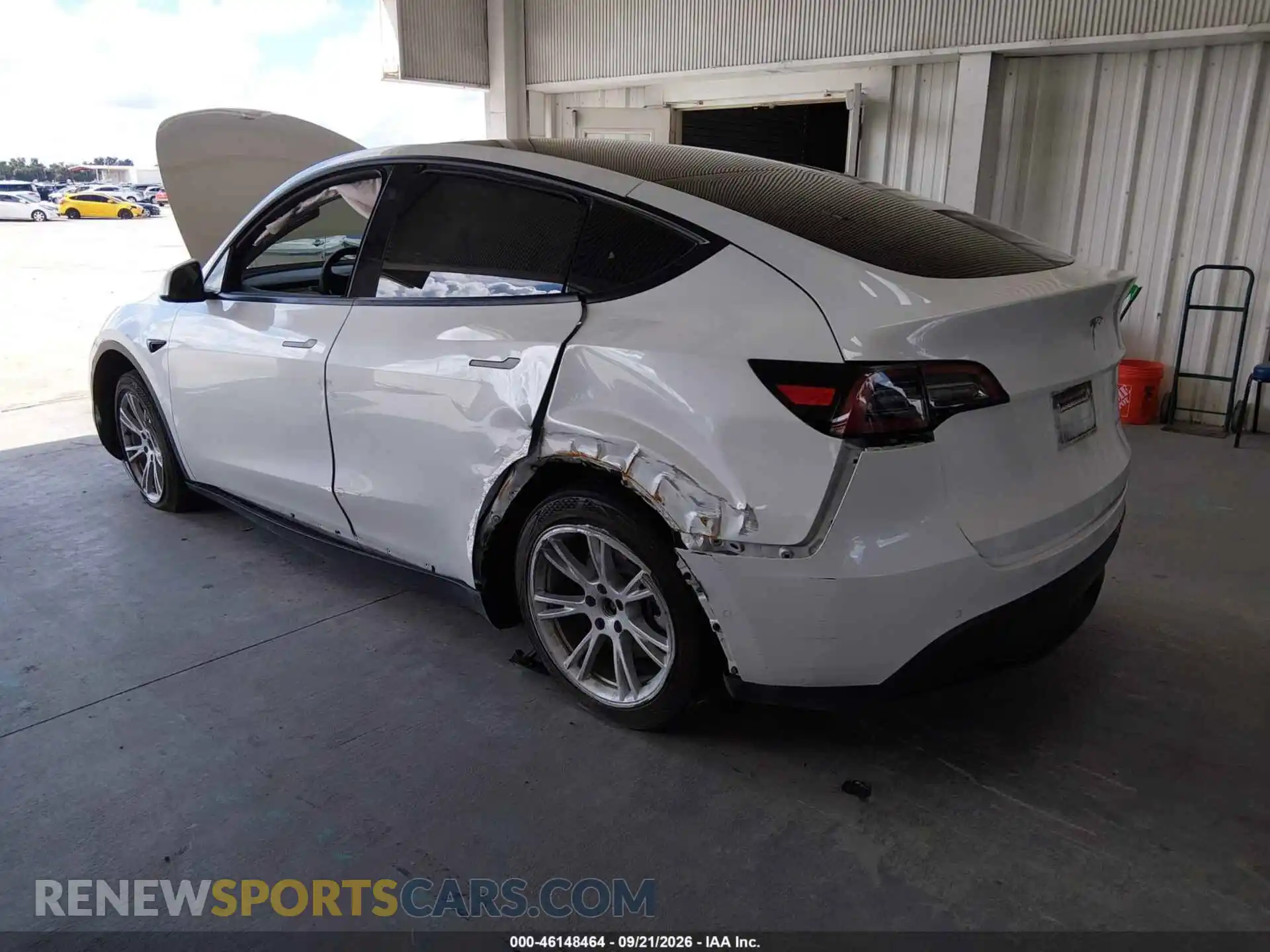 3 Photograph of a damaged car 5YJYGDEE6MF191327 TESLA MODEL Y 2021
