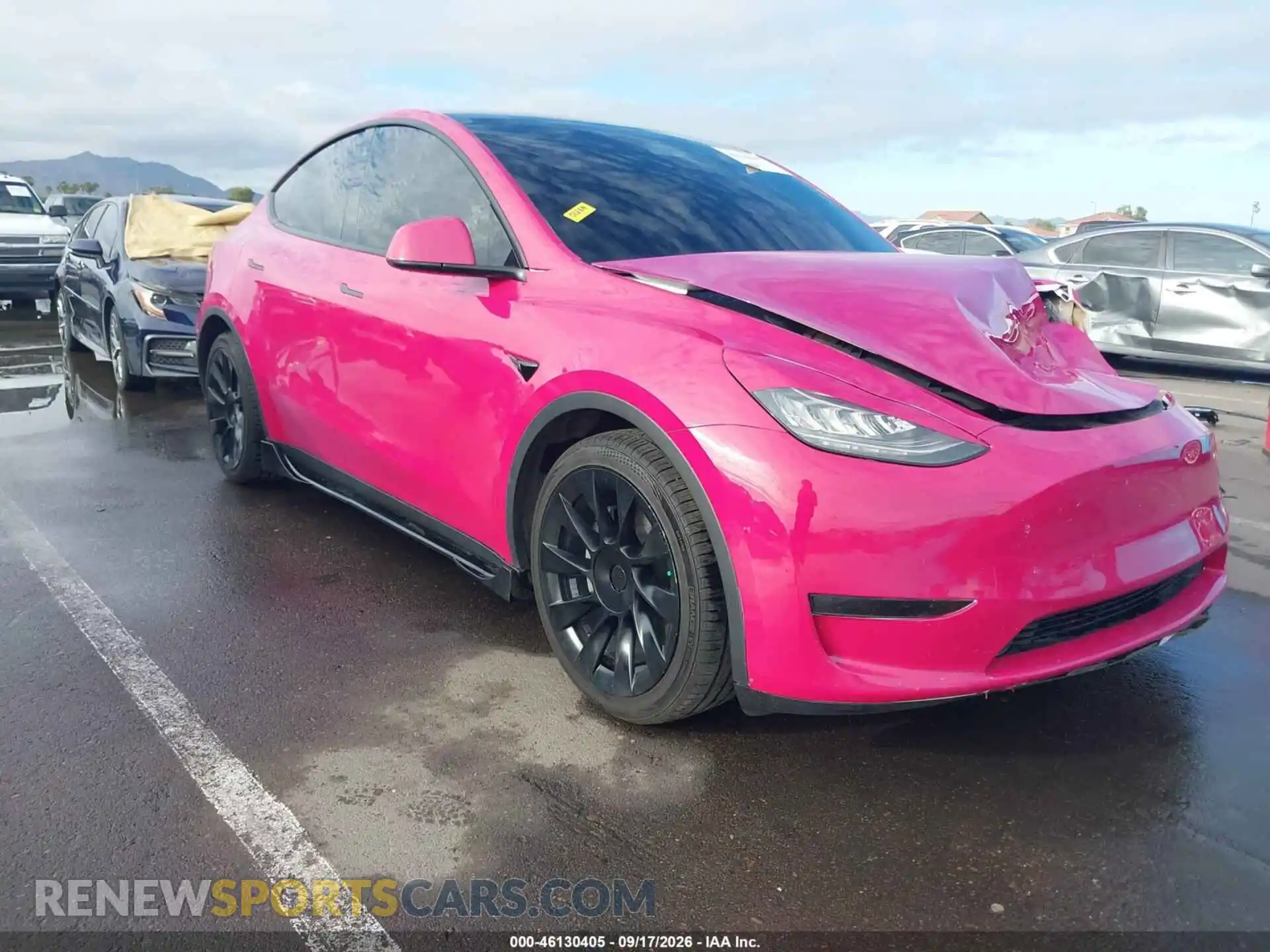1 Photograph of a damaged car 5YJYGDEE6MF200852 TESLA MODEL Y 2021