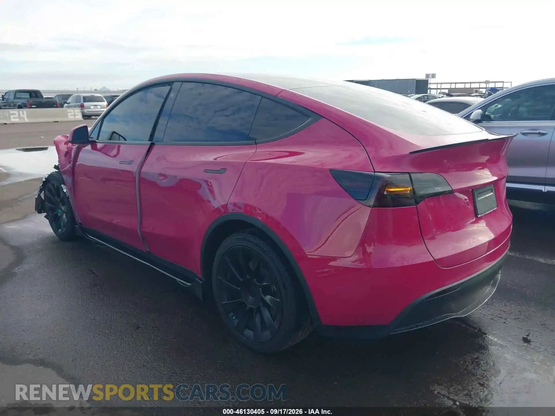 3 Photograph of a damaged car 5YJYGDEE6MF200852 TESLA MODEL Y 2021