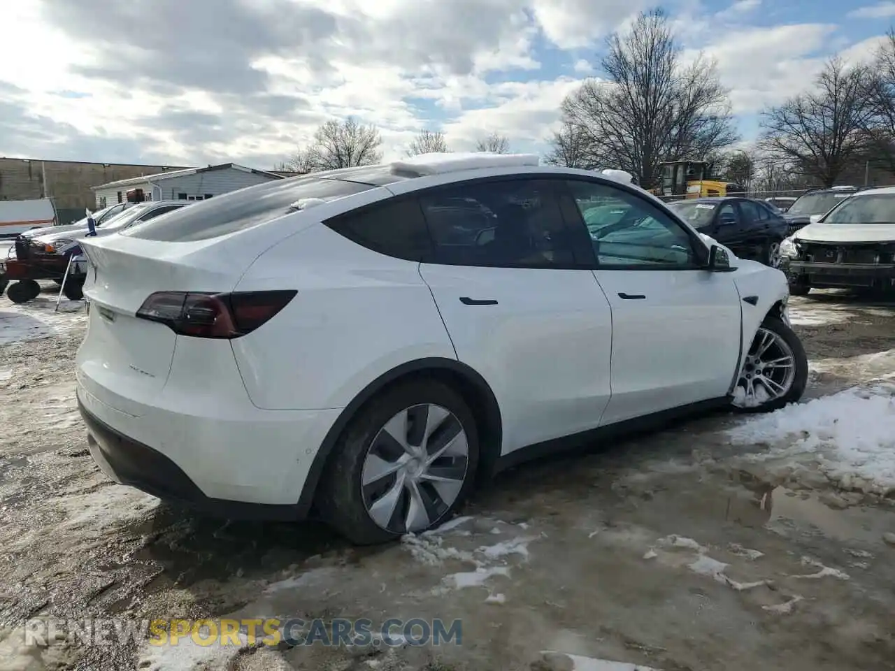 3 Photograph of a damaged car 5YJYGDEE6MF204268 TESLA MODEL Y 2021