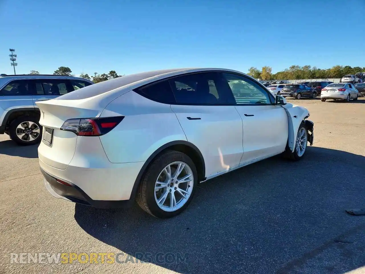 3 fotografías del automóvil dañado 5YJYGDEE6MF229459 TESLA MODEL Y 2021