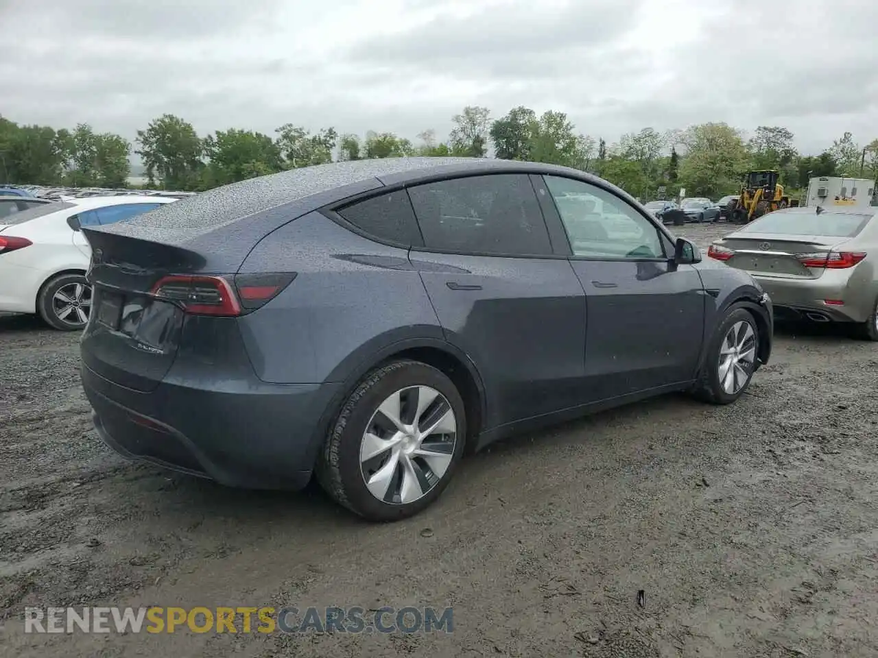 3 Photograph of a damaged car 5YJYGDEE6MF233205 TESLA MODEL Y 2021
