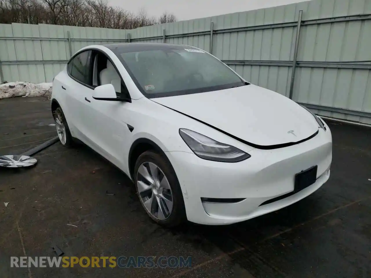 1 Photograph of a damaged car 5YJYGDEE6MF271114 TESLA MODEL Y 2021
